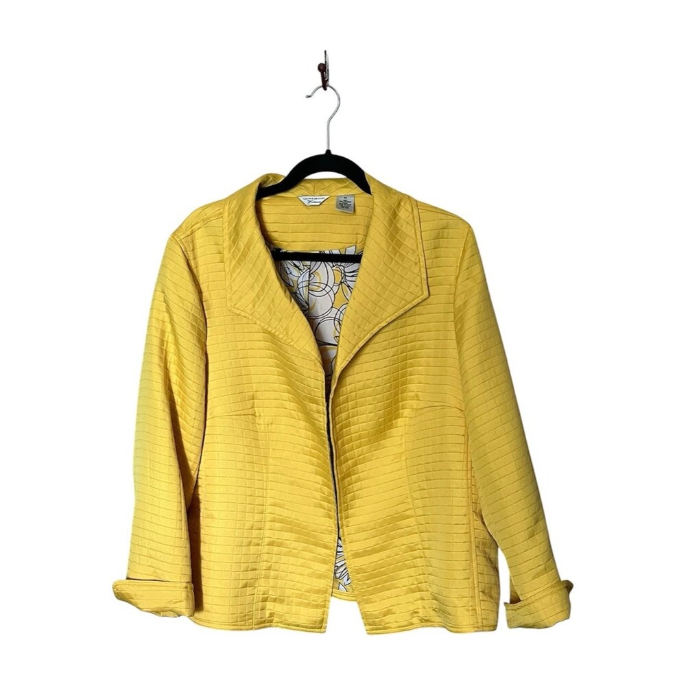 Laura Ashley Woman Quilted Yellow Lined Hook/Eye Closure Blazer Jacket Size 2X